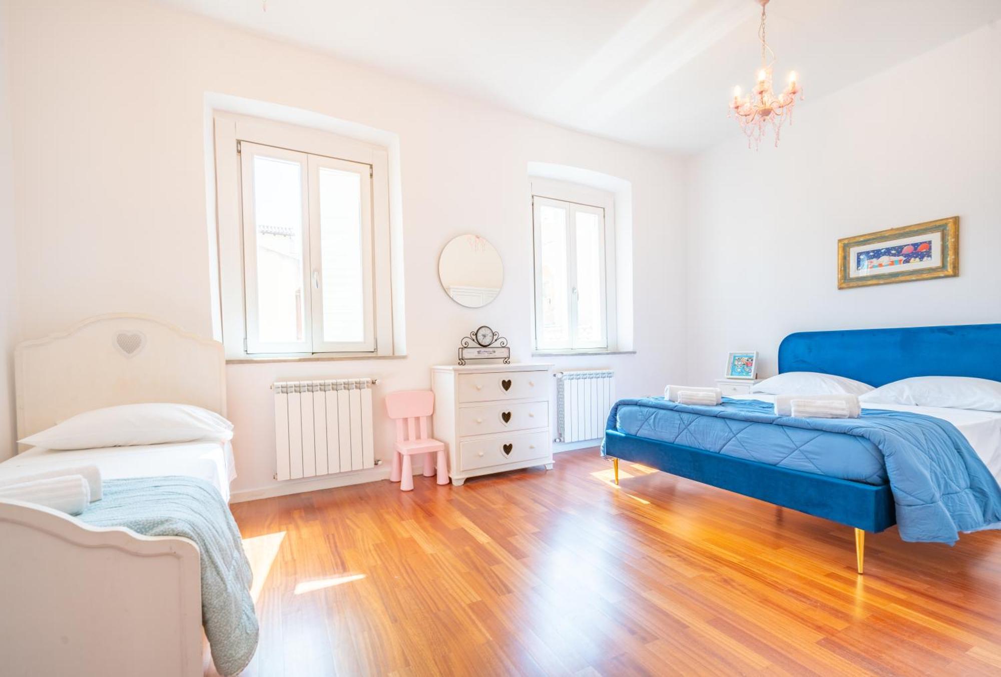 Perle Gemelle In Marina Apartment กาญารี ภายนอก รูปภาพ