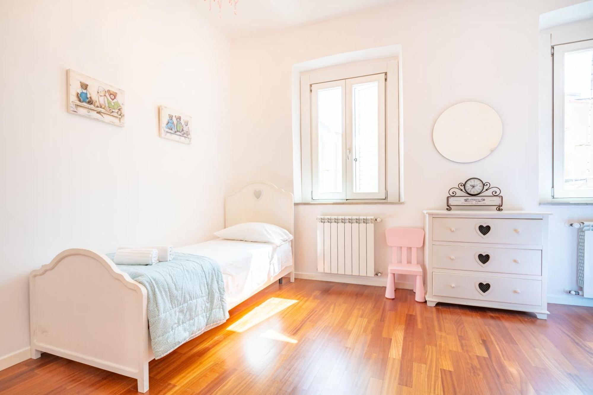 Perle Gemelle In Marina Apartment กาญารี ภายนอก รูปภาพ