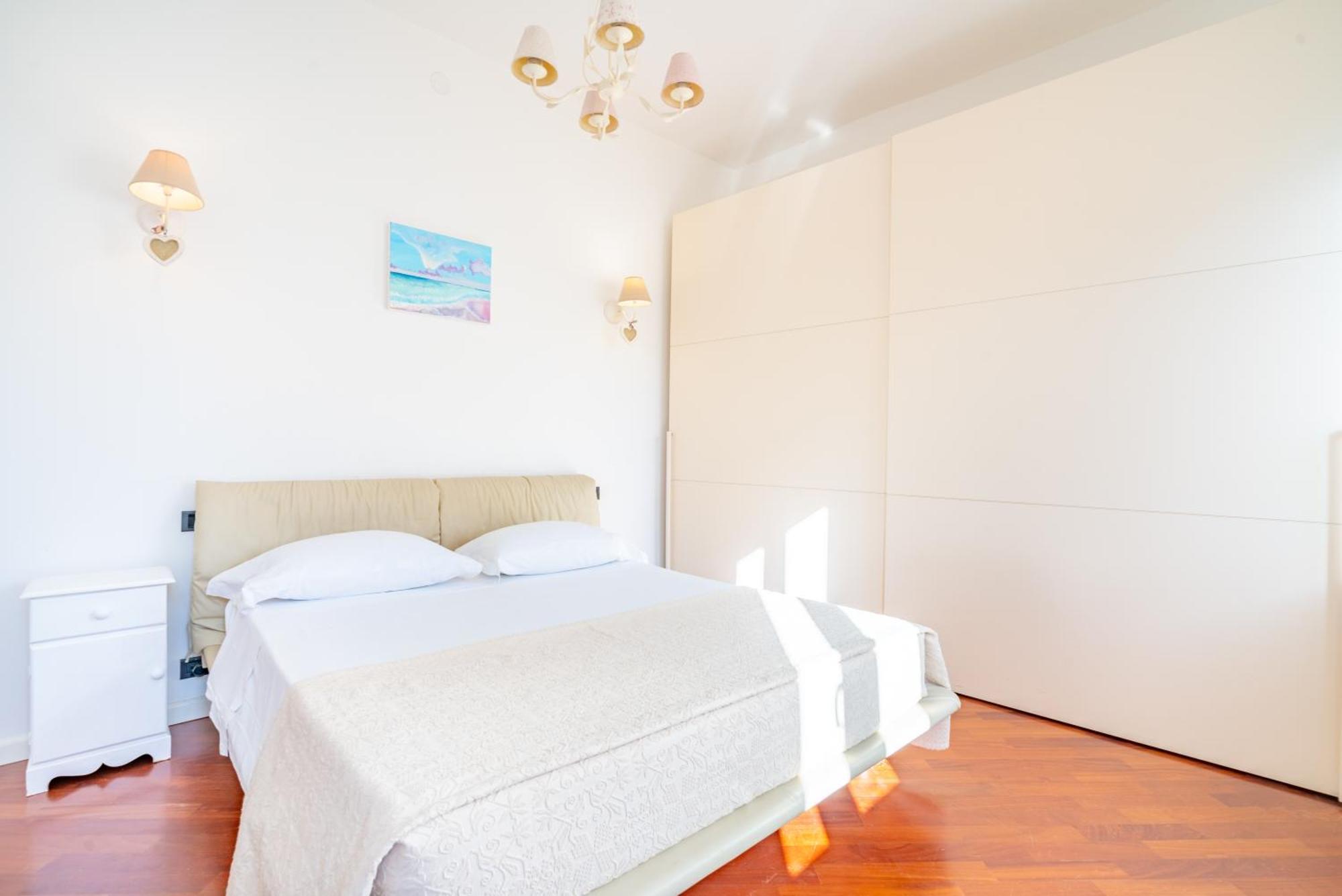 Perle Gemelle In Marina Apartment กาญารี ภายนอก รูปภาพ